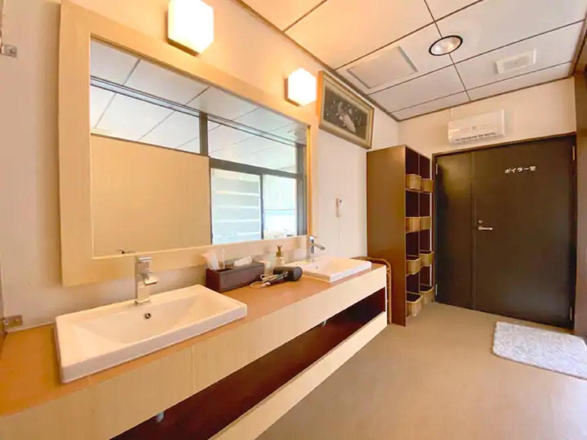 Fuji Yamanakako Resort Hotel - Vacation Stay 03064V ภายนอก รูปภาพ